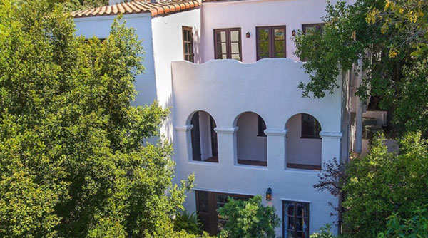 دکوراسیون داخلی منزل اشلی بنسون