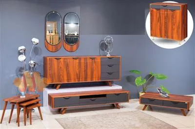 آینه و میز کنسول بیانسه