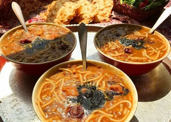 طرز تهیه آش میوه اردبیلی
