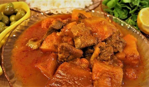 خورشت قلیه ترش غذاهای محلی بروجرود