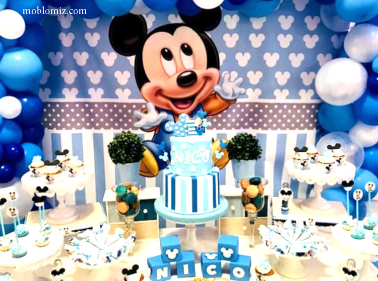 تم آبی تولد میکی موس