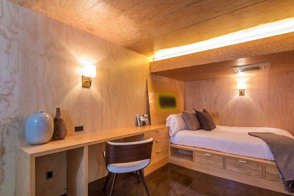 اتاق خوابی برای مهمان در منزل دی کاپریو