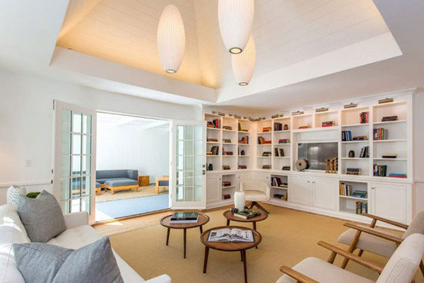 اتاق کار در منزل دی کاپریو